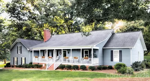 9319 Old Gold Mine Ct, Mint Hill, NC 28227