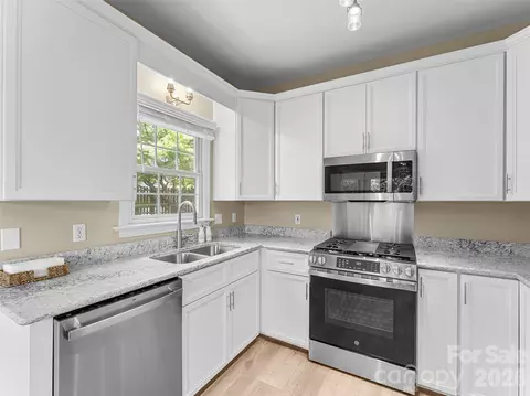 Kitchen - 66 Hyde Ave, Tryon, NC 28782 photo 2 of 4