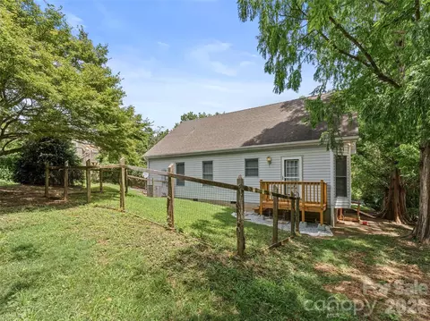 Exterior - 66 Hyde Ave, Tryon, NC 28782 photo 5 of 5
