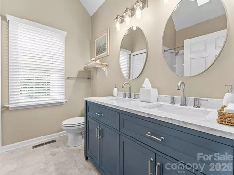 Bath - 66 Hyde Ave, Tryon, NC 28782 photo 1 of 3