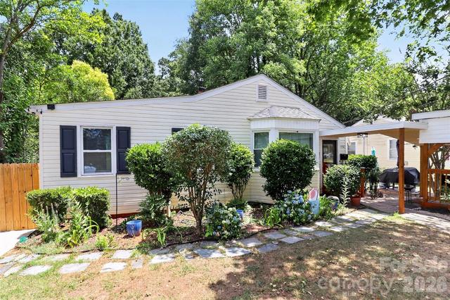1336 Parkview Cir, Salisbury, NC 28144