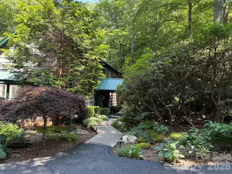 220 Cobble Creek Ln, Boone, NC 28607 photo 4