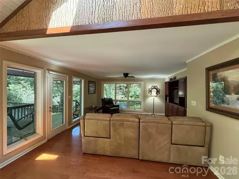 220 Cobble Creek Ln, Boone, NC 28607 photo 9