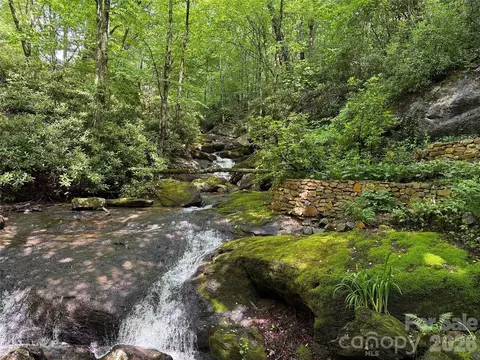 220 Cobble Creek Ln, Boone, NC 28607 photo 6