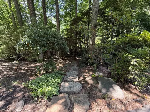 220 Cobble Creek Ln, Boone, NC 28607 photo 11