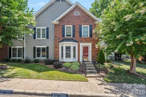 1793 Robinwood Rd, Gastonia, NC 28054