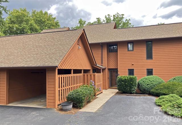 25 Village 25 Dr #25, Asheville, NC 28803