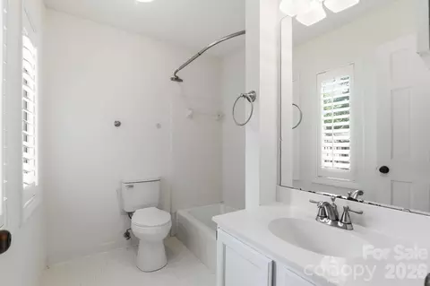 Bath - 2500 Round Table E Rd #E, Monroe, NC 28110 photo 2 of 3