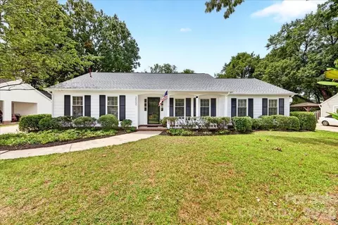 2000 Lawton Bluff Rd, Charlotte, NC 28226