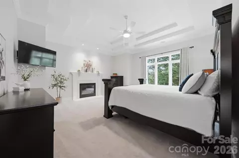Bedroom - 3745 Pinecrest Ne Dr NE, Hickory, NC 28601 photo 1 of 5