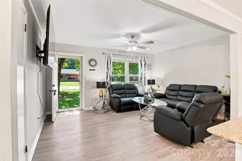 Living - 209 Azalea Rd, Lancaster, SC 29720 photo 5 of 6