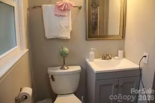 Bath - 209 Azalea Rd, Lancaster, SC 29720 photo 3 of 3