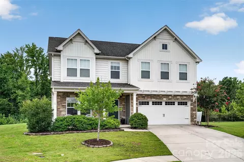 304 Contentment Dr, Locust, NC 28097