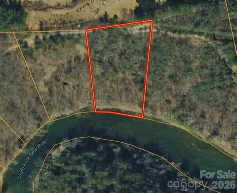000 Trillium Trl, West Jefferson, NC 28694
