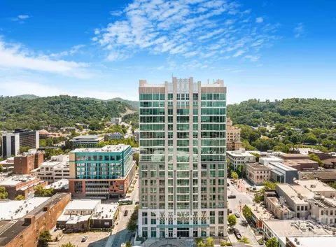 7 Patton 1605 Ave #1605, Asheville, NC 28801