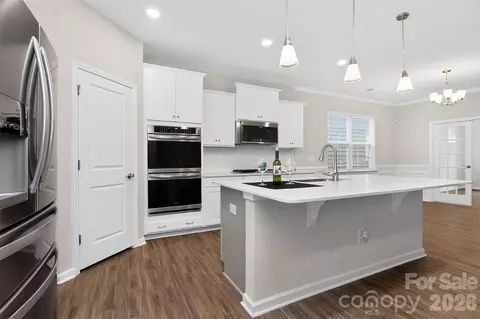 Kitchen - 3130 Windhaven Ln, Tega Cay, SC 29708 photo 3 of 4