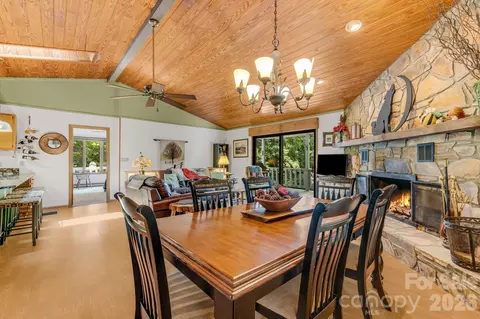 Dining - 38 Bee Tree Ln, Mars Hill, NC 28754 photo 1 of 1