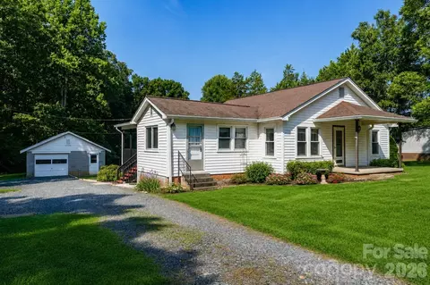 545 Mt Shepherd Rd, Asheboro, NC 27205