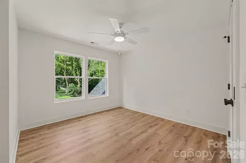 Bedroom - 401 7th Ne St NE, Conover, NC 28613 photo 5 of 5
