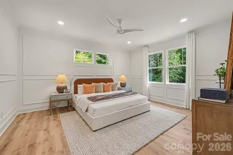 Bedroom - 401 7th Ne St NE, Conover, NC 28613 photo 1 of 5