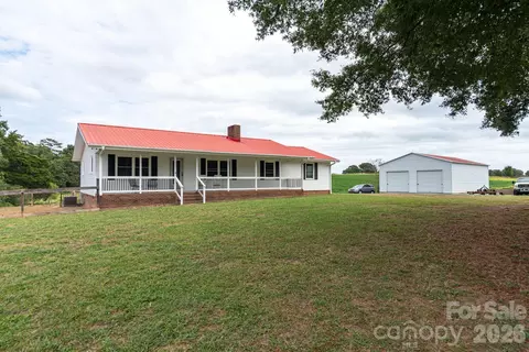 Exterior - 4505 E Highway 218 Hwy, Monroe, NC 28110 photo 2 of 6
