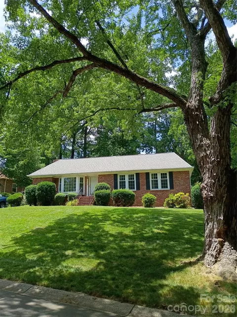 5724 Telfair Rd, Charlotte, NC 28210