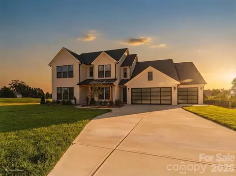 1065 Rolling Meadows 08 Dr #08, Mooresville, NC 28115