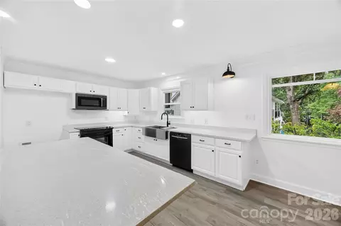 Kitchen - 2087 Marquesas Ave, Tega Cay, SC 29708 photo 3 of 3