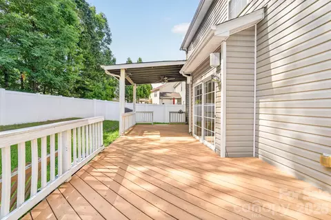 Exterior - 4708 Kiddle Ln, Monroe, NC 28110 photo 4 of 6