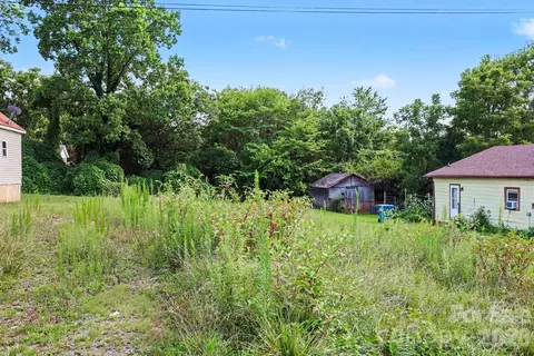 207 Mill St, Morganton, NC 28655 photo 7