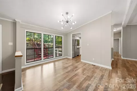 4944 Largo Ct, Conover, NC 28613 photo 6