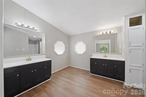 4944 Largo Ct, Conover, NC 28613 photo 20