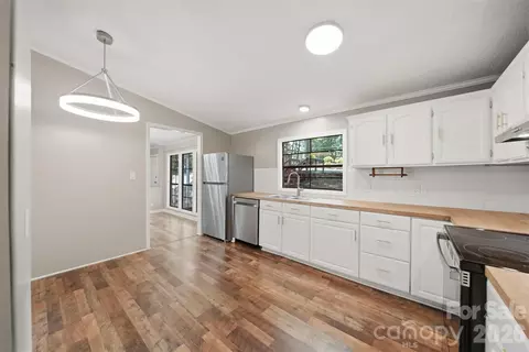 4944 Largo Ct, Conover, NC 28613 photo 15