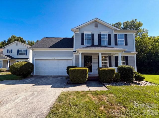 11220 Northwoods Forest Dr, Charlotte, NC 28214