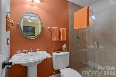 Bath - 100 Crestgrove Dr, Flat Rock, NC 28731 photo 3 of 5