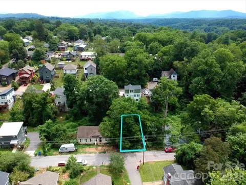 99999 Fairfax Ave, Asheville, NC 28806