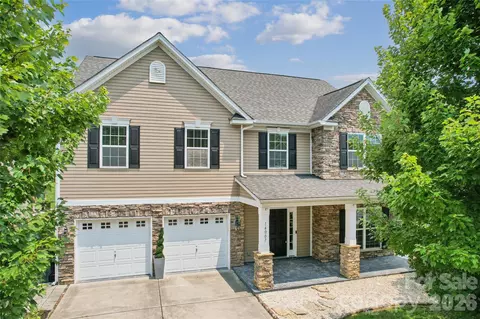 14007 Highland Meadow Rd, Charlotte, NC 28273