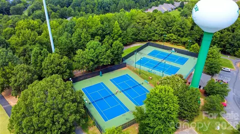 View/Area - 2019 Marquesas Ave, Fort Mill, SC 29708 photo 2 of 5