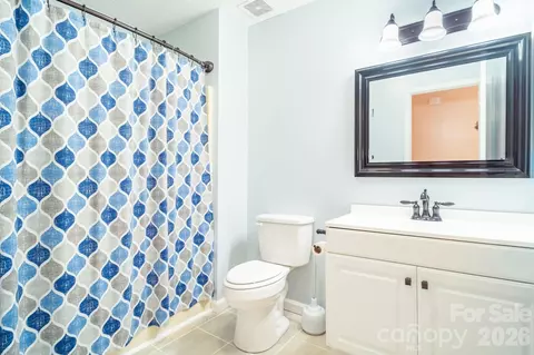 Bath - 1260 Star Ln, Morganton, NC 28655 photo 1 of 3
