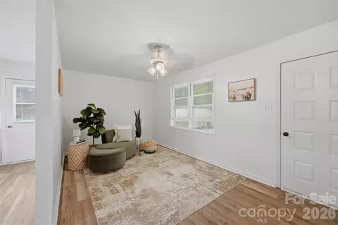 1237 Venus St, Conover, NC 28613 photo 9