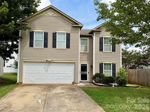 4411 Palustris Ct, Charlotte, NC 28269