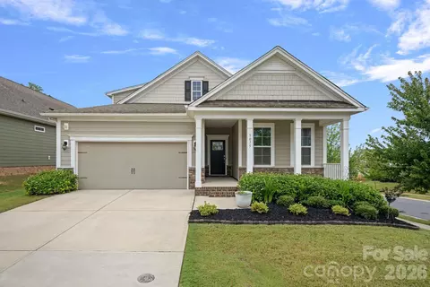 3075 Lydney Cir, Waxhaw, NC 28173
