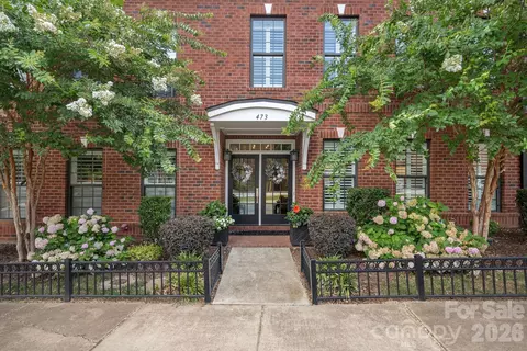 Exterior - 473 S Main St, Davidson, NC 28036 photo 1 of 3