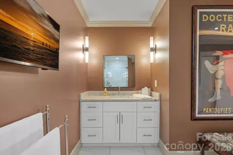 Bath - 473 S Main St, Davidson, NC 28036 photo 3 of 8