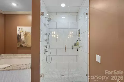 Bath - 473 S Main St, Davidson, NC 28036 photo 5 of 8