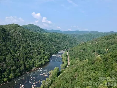 75 Longview 4 Ct #4, Marshall, NC 28753 photo 17