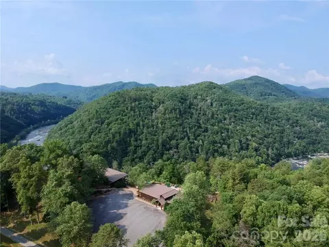 75 Longview 4 Ct #4, Marshall, NC 28753 photo 6