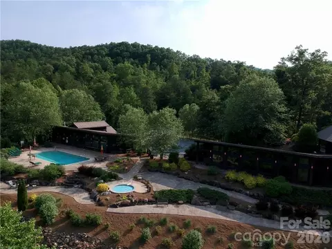 75 Longview 4 Ct #4, Marshall, NC 28753 photo 5