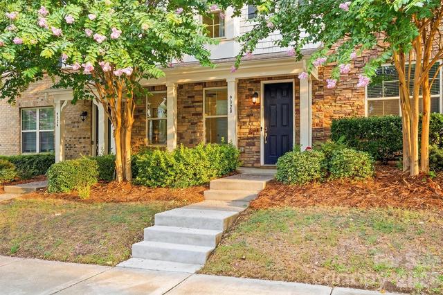 9320 Ainslie Downs St, Charlotte, NC 28273
