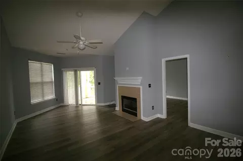 797 Peninsula Dr, Davidson, NC 28036 photo 4